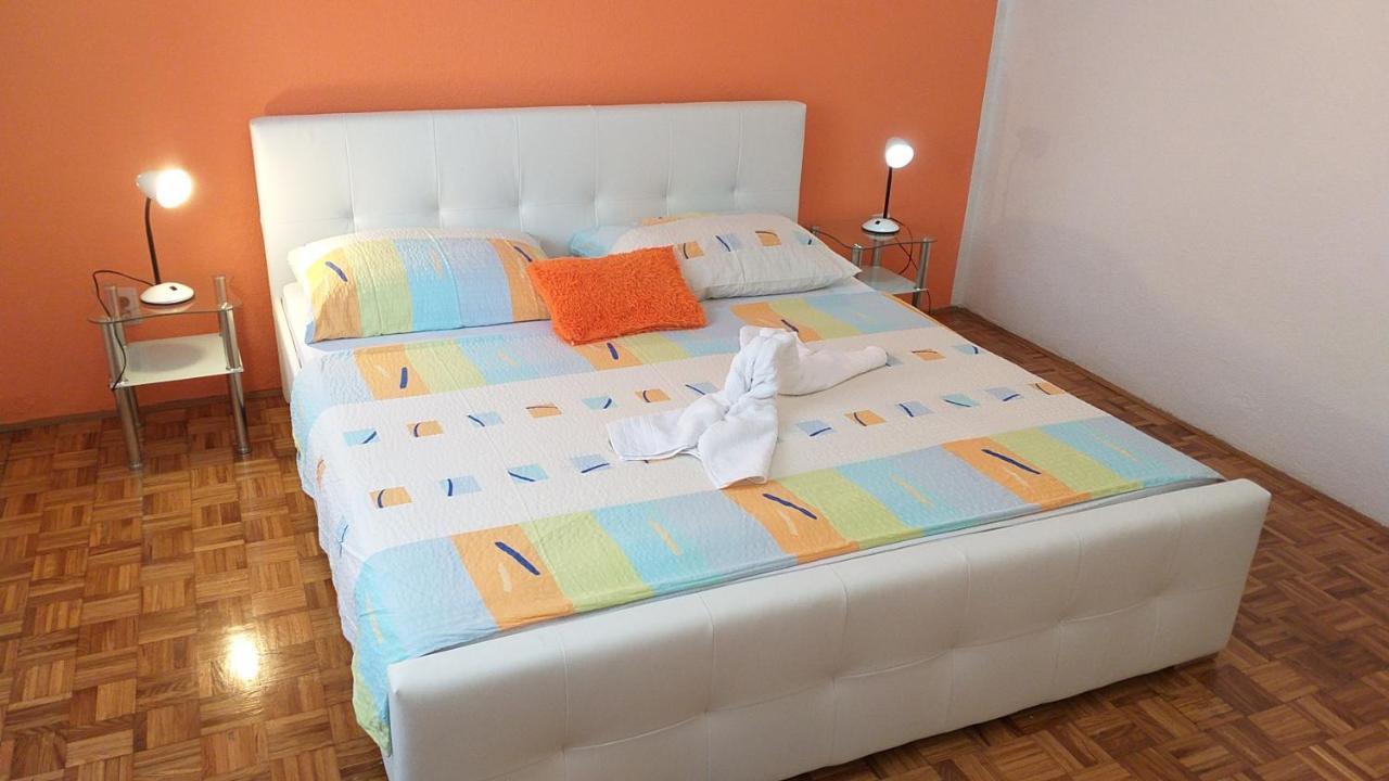 Jan 1 Apartment Pula Luaran gambar
